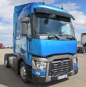 Nuestra flota de camiones grúa en Zaragoza